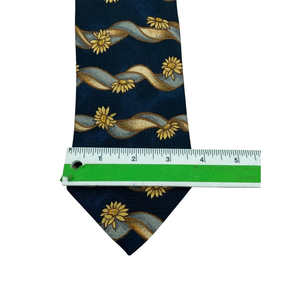 ERMENEGILDO ZEGNA Mens 100 % Silk Tie ITALY  Multicolor‎ Sz 57x3.5 (TB18) NW/OTs